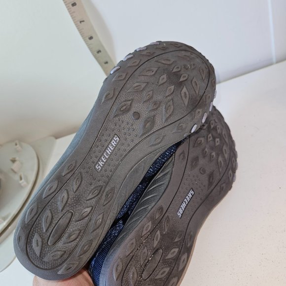 Skechers Breathe Easy Womens Slip On Memory Foam Sneakers ~ Navy Blue ~ Size 9.5 - Picture 4 of 6